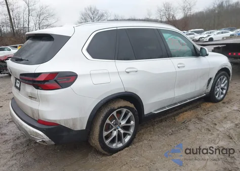 2026 BMW X5 xDrive40I z USA, uszkodzony, nr VIN 5UX23EU04T9223180